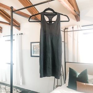 Lululemon swiftly t back tank 10- black